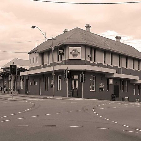 The Beaconsfield Hotel Fremantle Exterior foto